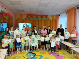 Литературная гостиная «Там на неведомых дорожках» по творчеству А.С. Пушкина Литературная гостиная «Там на неведомых дорожках» по творчеству А.С. Пушкина.